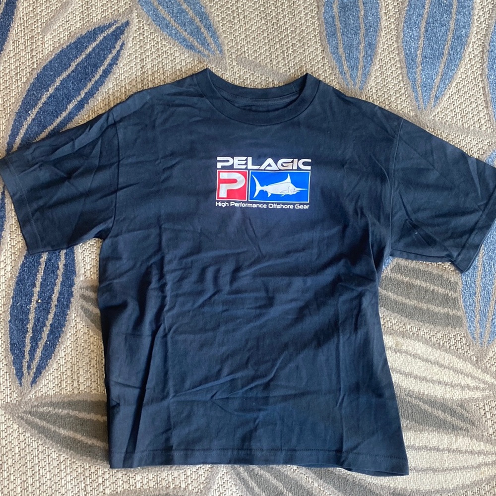Pelagic Offshore Fishing Gear T-Shirt size Large Kids